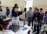 Vecinos en el taller sobre huertas urbanas