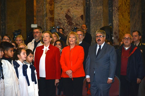 ministra Muñoz junto a otras autoridades