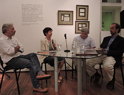 Raquel Pereda en la presentación de sus libros en el Museo Figari, 12 de diciembre de 2017