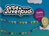 Imagen del Encuentro de Arte y Juventud con banderines e iconos de colores