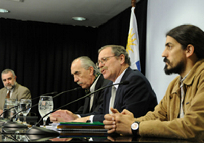 Mesa de autoridades del MEC