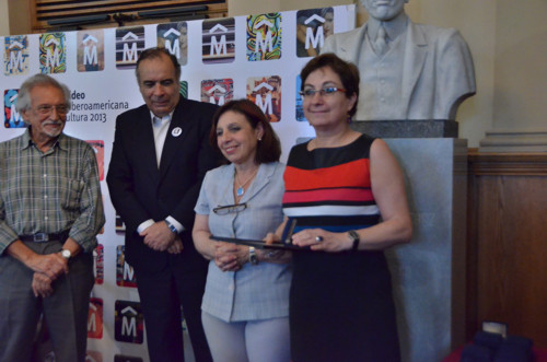 Directora TNU