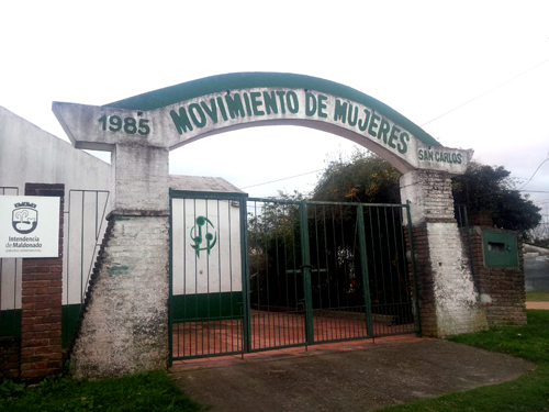 Fachada del Movimiento de mujeres