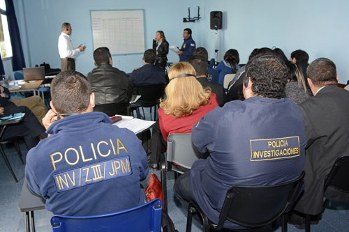 Alumnos y profesor en el curso