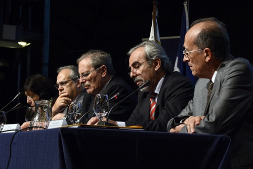 Mesa de autoridades